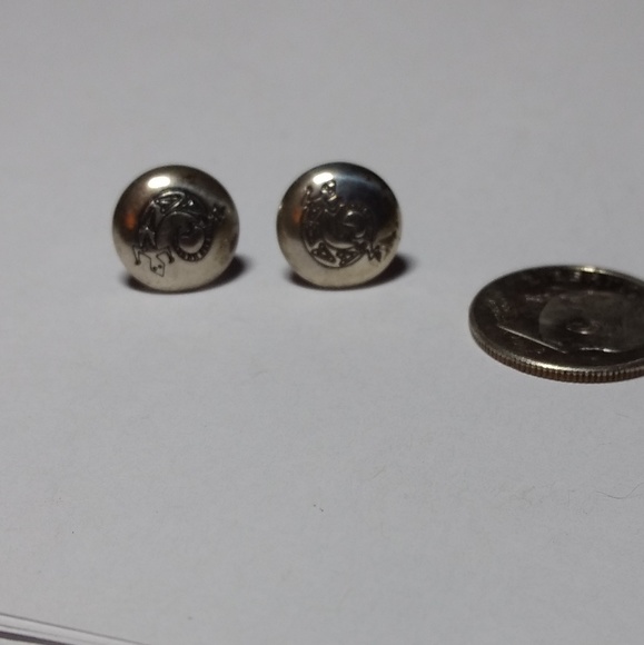 Detailed Sterling silver earrings - Picture 3 of 5